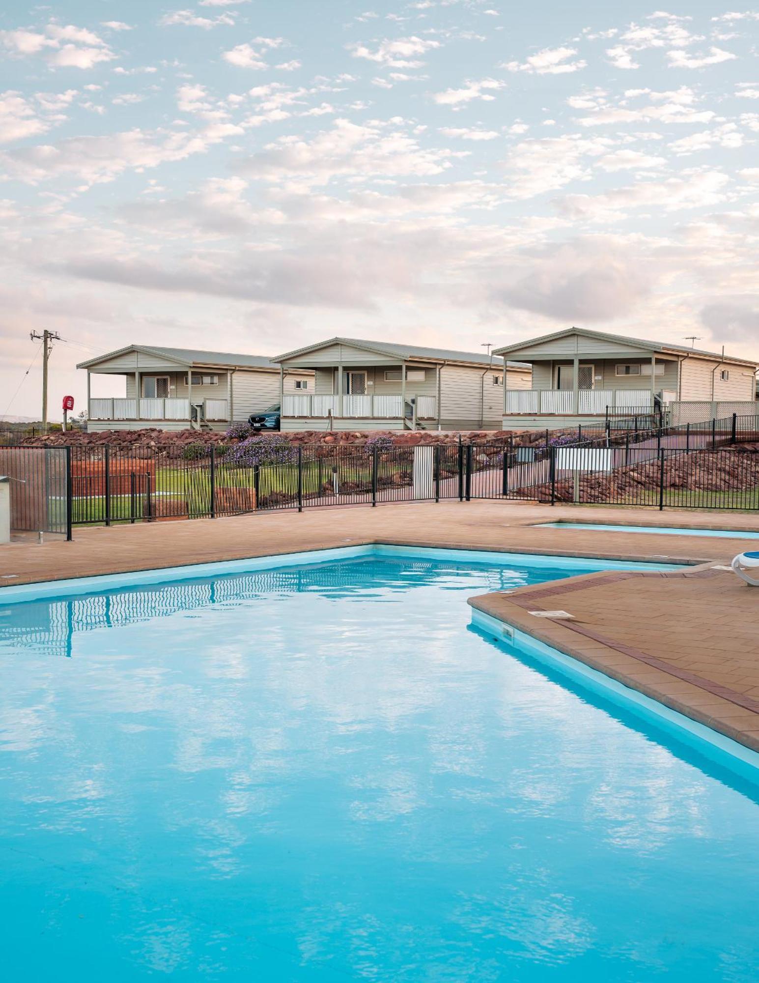 فندق Kalbarri Red Bluff Tourist Park المظهر الخارجي الصورة